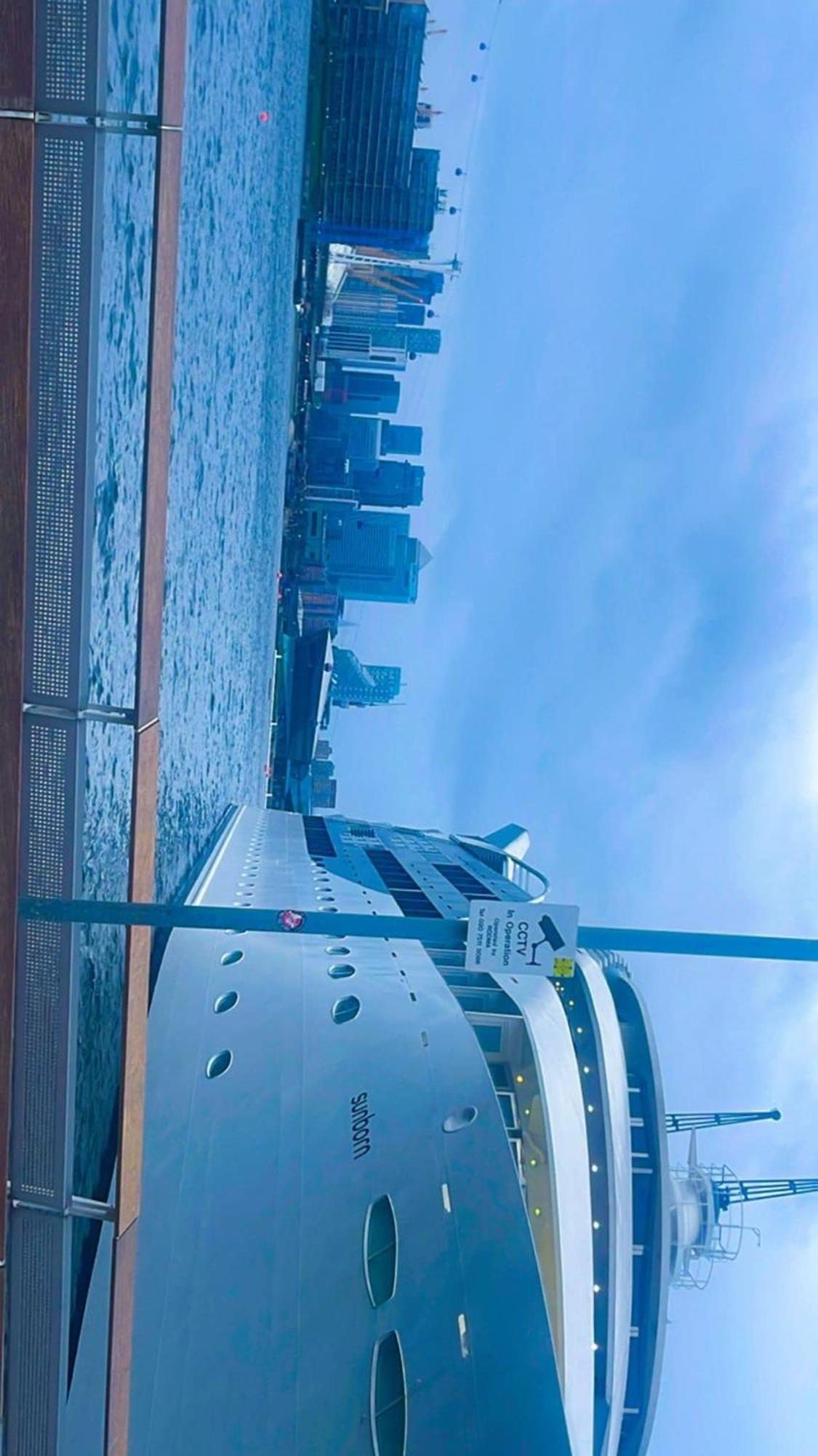 Luxury 1 Bedroom In Appartement *